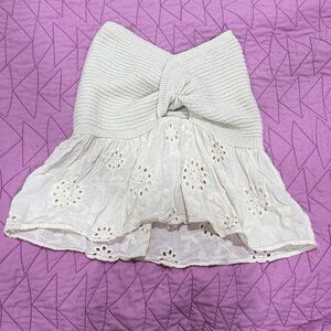 Elegant White Knit and lace top